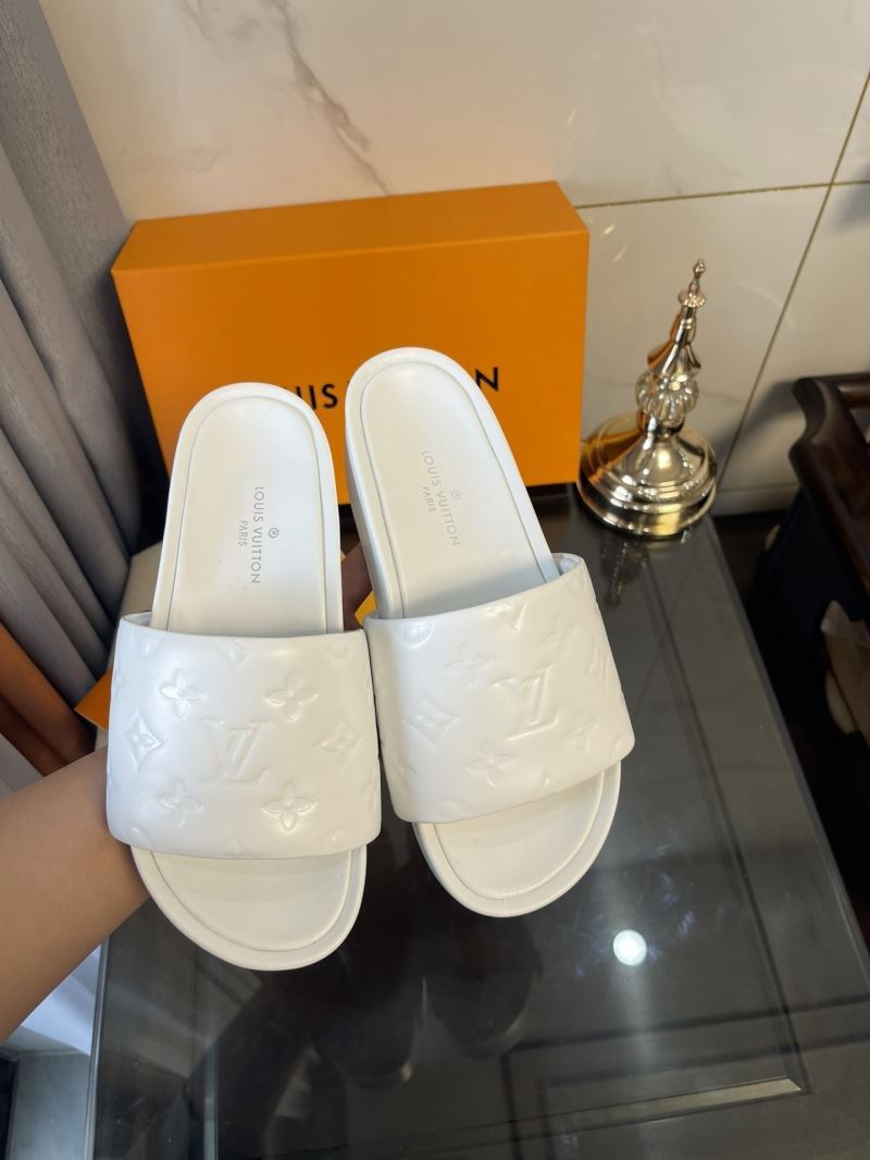 Louis Vuitton Slippers